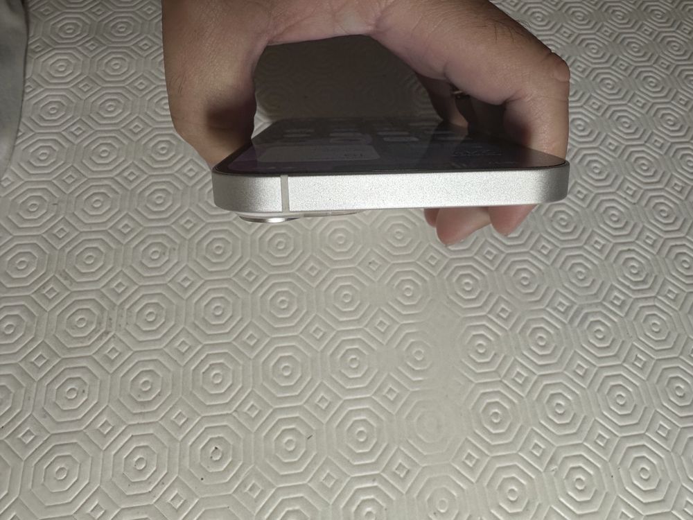 iPhone 14 Plus - 128 GB (Ler anuncio)
