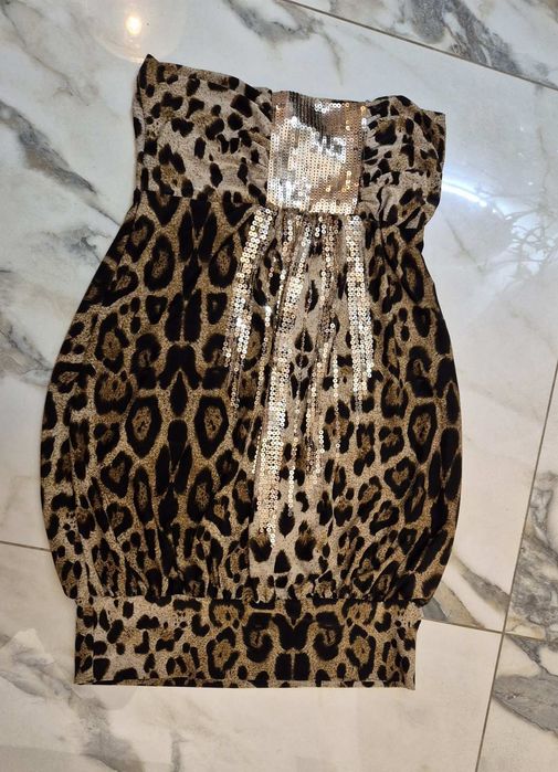 Сексуальне міні  плаття H&M. Відкрита спинка.