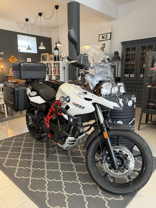 BMW F700GS como nova