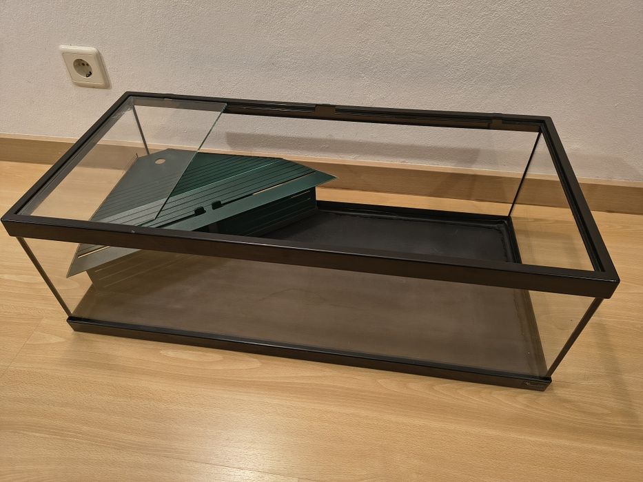 Aquário para tartarugas/ cágados