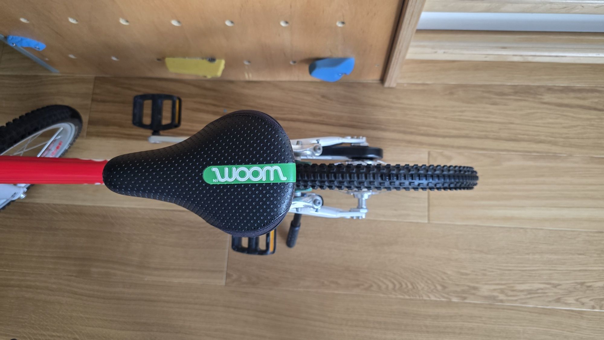 Rower woom 3 czerwony plus noga