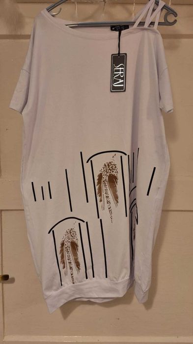 Śliczna  tunika uniwersalna. Piórka.