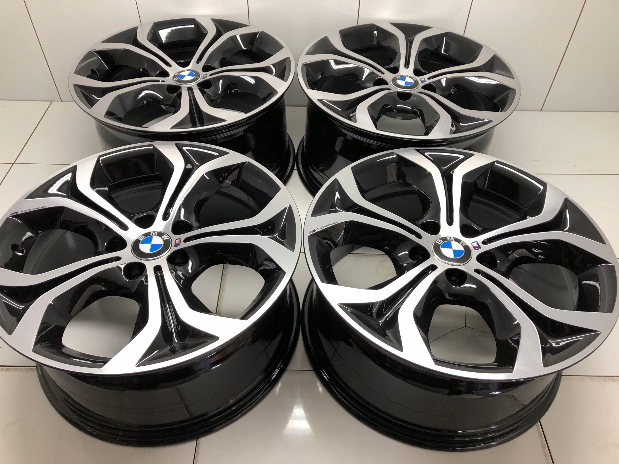 Felgi 19 BMW X5 X6 E70 F15 m Performance Ideal