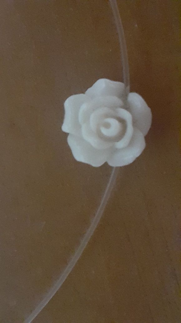 S/M colar com pendente de flor, 40cm, fecho de prata. De ourivesaria