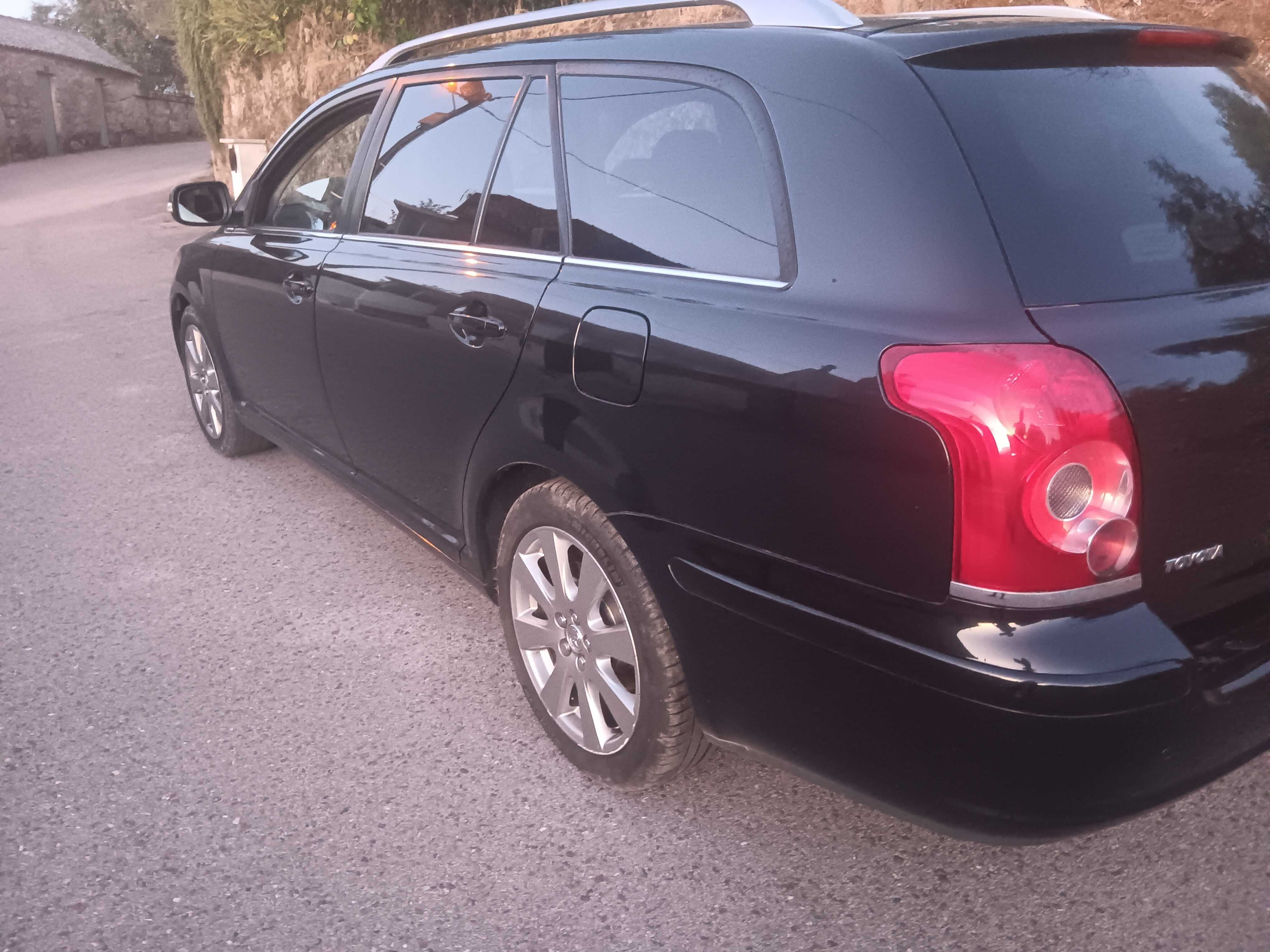 Toyota Avensis T27 Carrinha 2.0 D-4D Diesel 126 cv / 93 kW