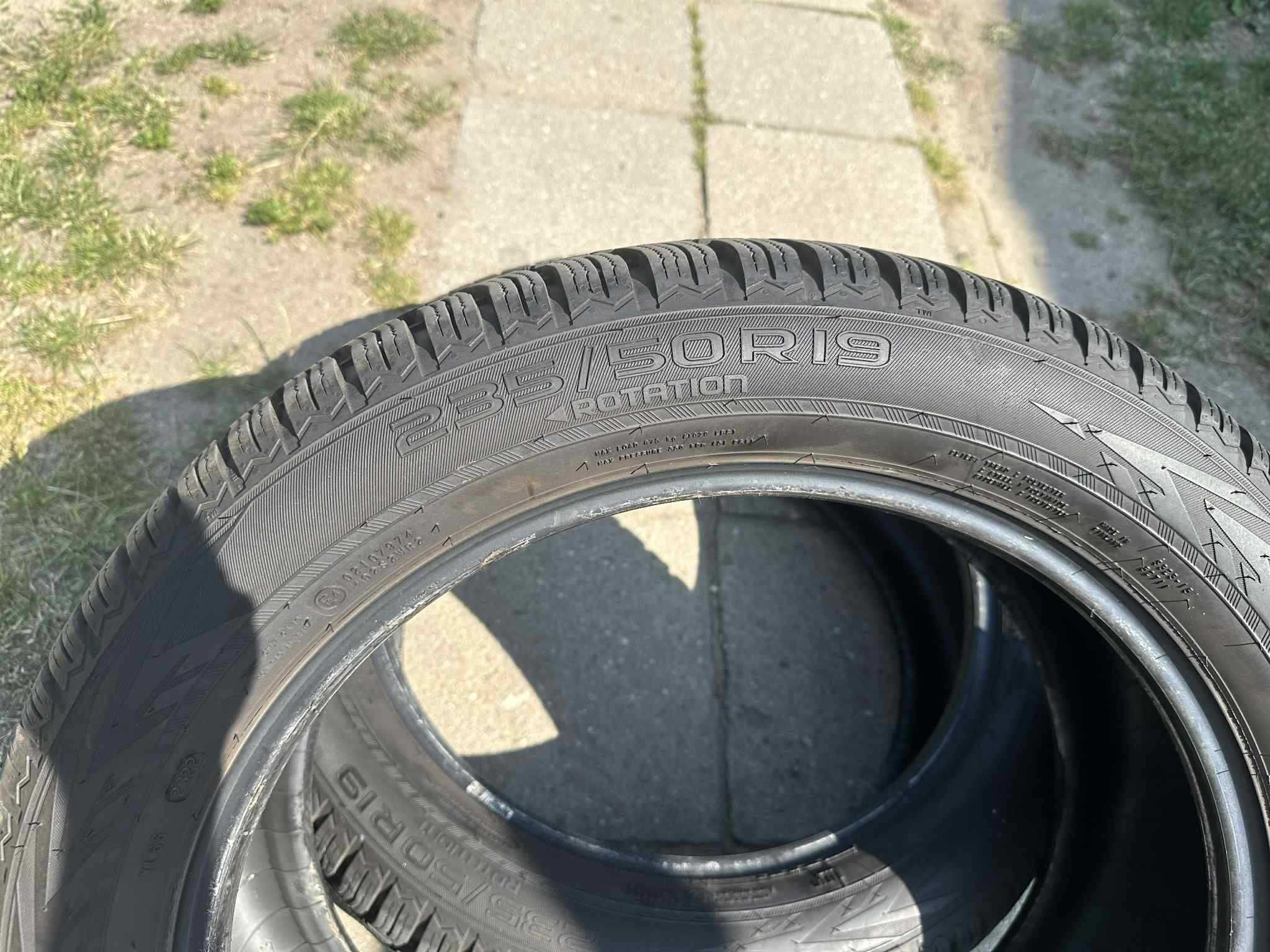 Nokian 235/50 R19 Komplet opony