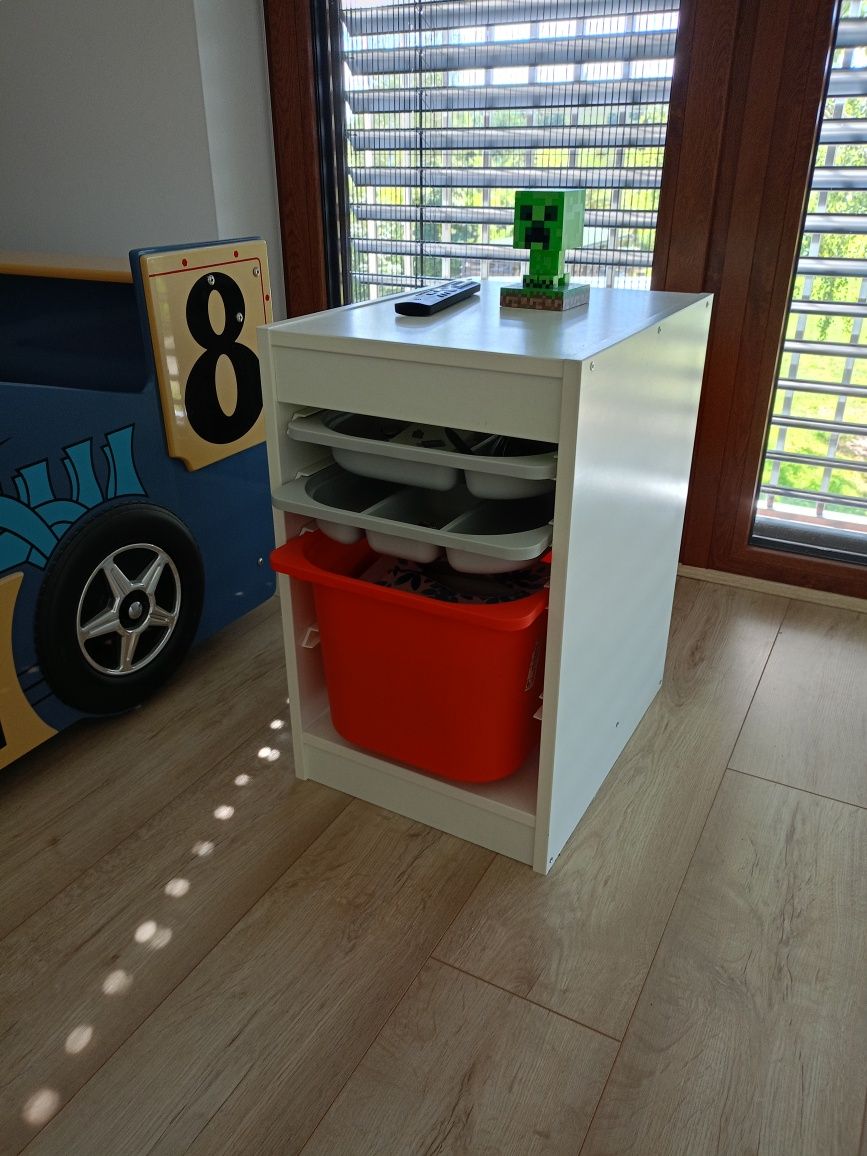 Szafka nocna dla dziecka Ikea