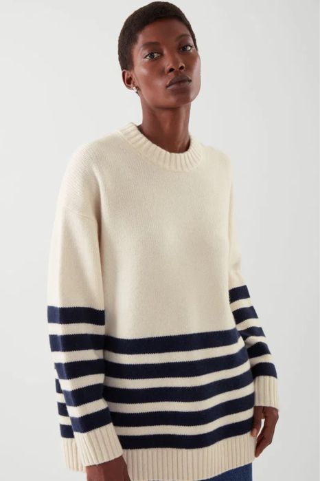 COS молочний кашеміровий джемпер в смужку кашемір светр