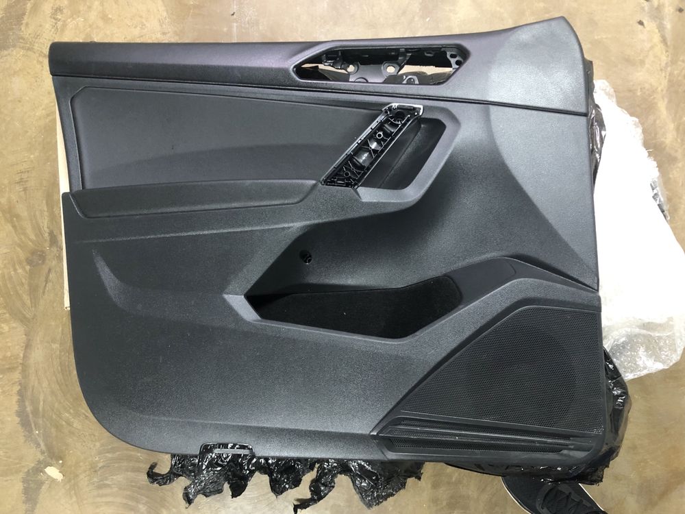 Карта двери Tiguan Allspace