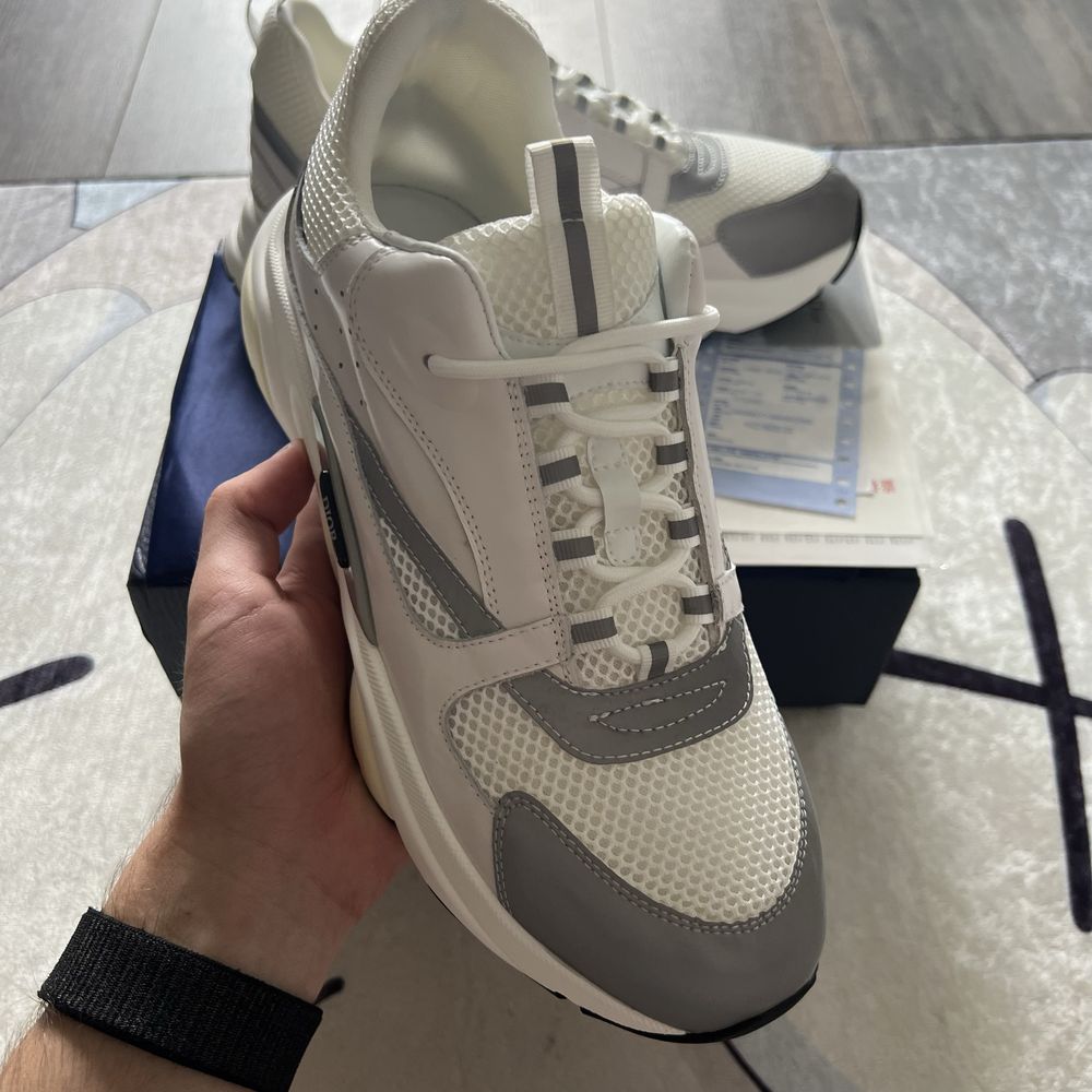 Dior b22 white reflective