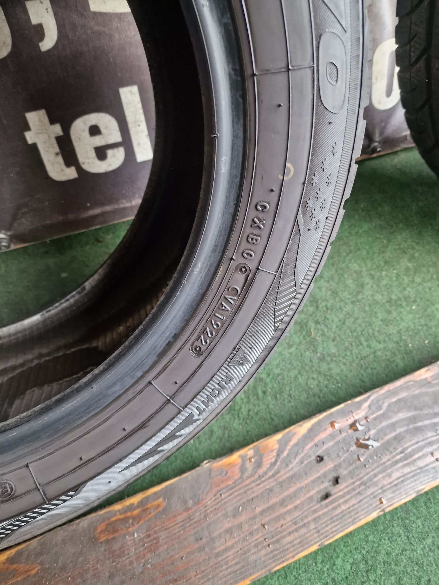Opony zimowe 185/60/14 Toyo Para 7.3mm 2022