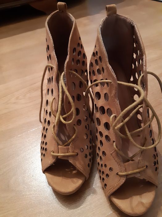 Sandálias Senhora tamanho 38