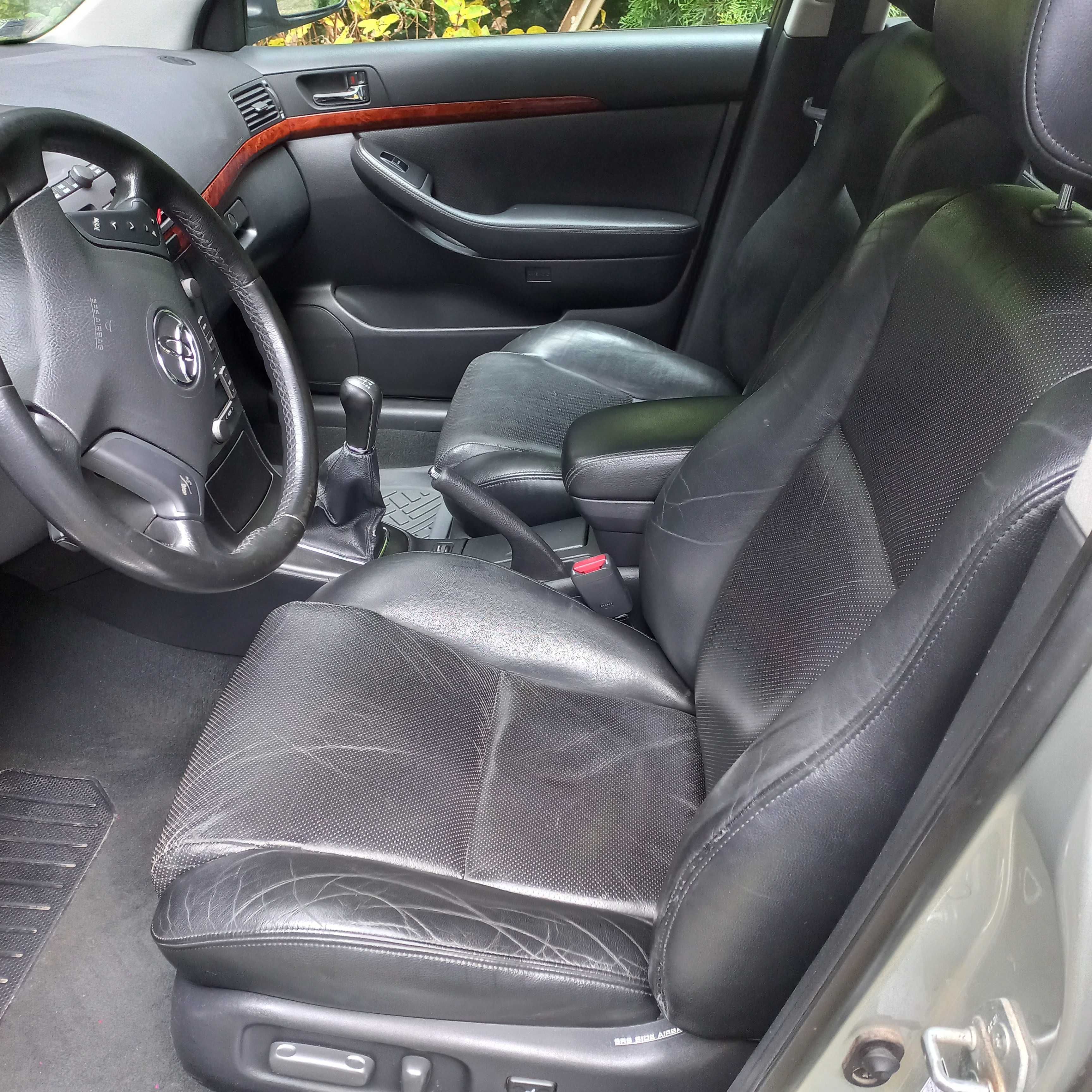 Toyota Avensis, 2005, diesel 2.0, kombi