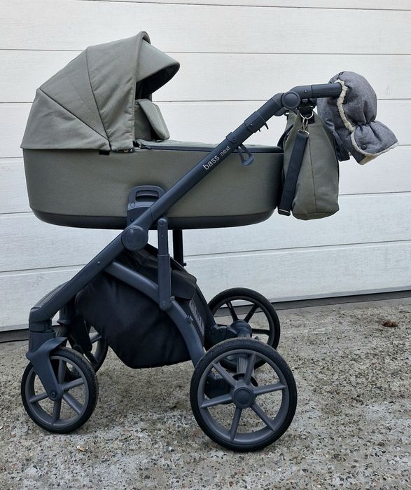 Польща , Б/У Троещена