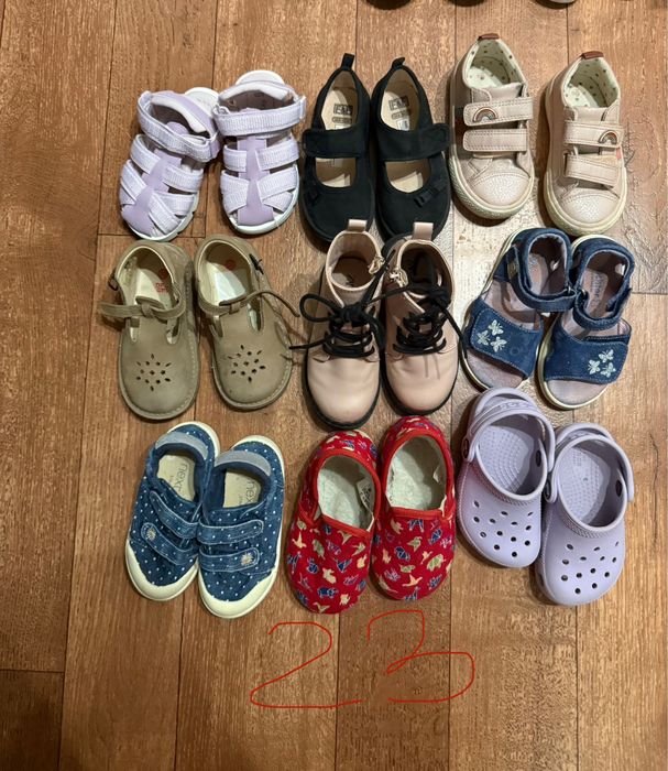 Взуття на дівчинку туфлі, кросівки, сандалі next, crocs 20,22,23,24