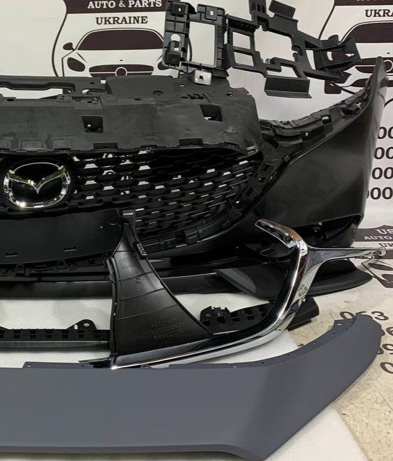 Mazda 3 Бампер в сборі 2019