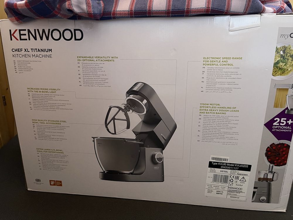 Продам кухонный комбайн kenwood