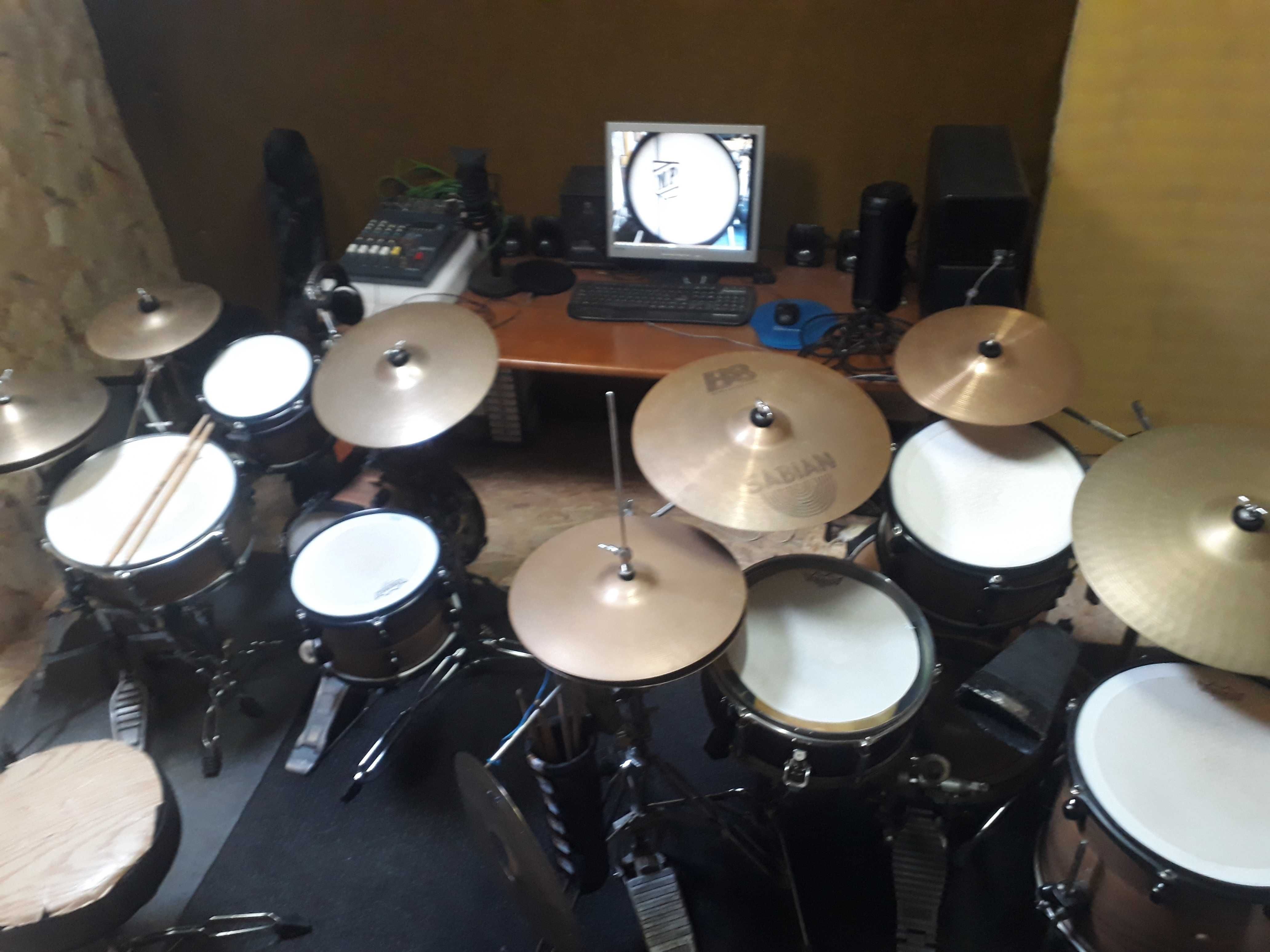 Aulas de Música. Curso de bateria.