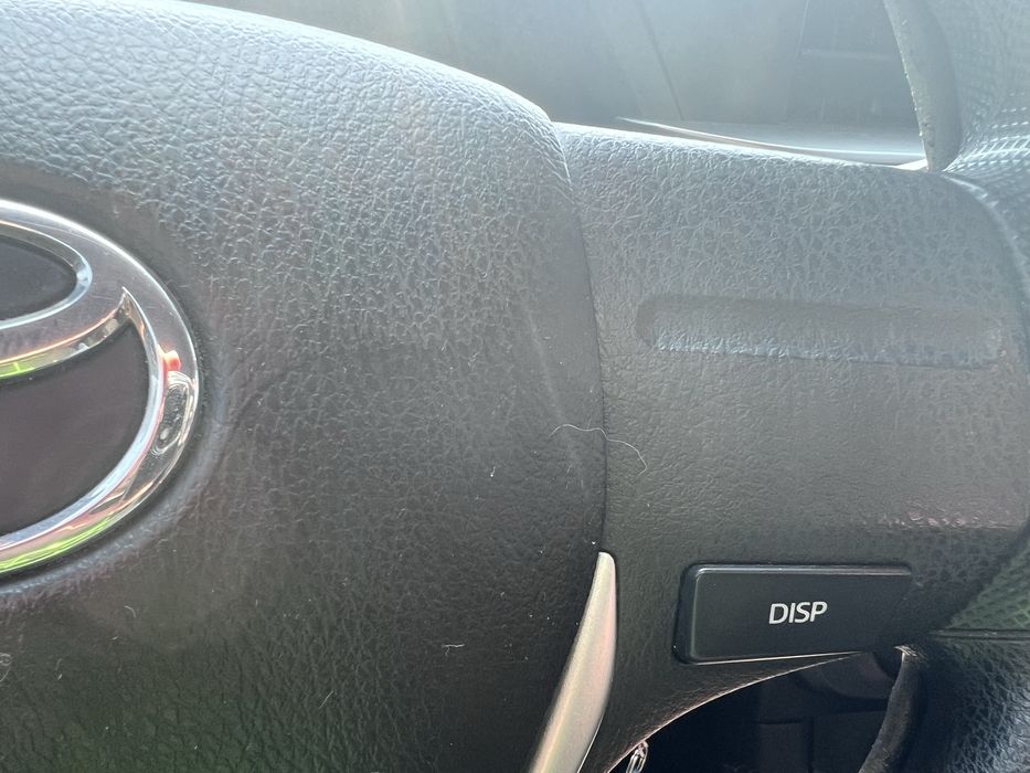 Toyota Corolla 1.33 2013 р. 6-мех.