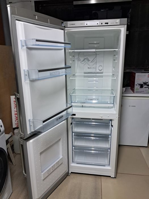 Холодильник BOSCH на 291 л висотою 170 см з класом  А+, No-Frost