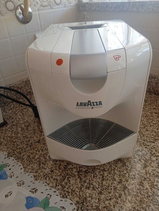 Máquina de café expresso point da Lavazza