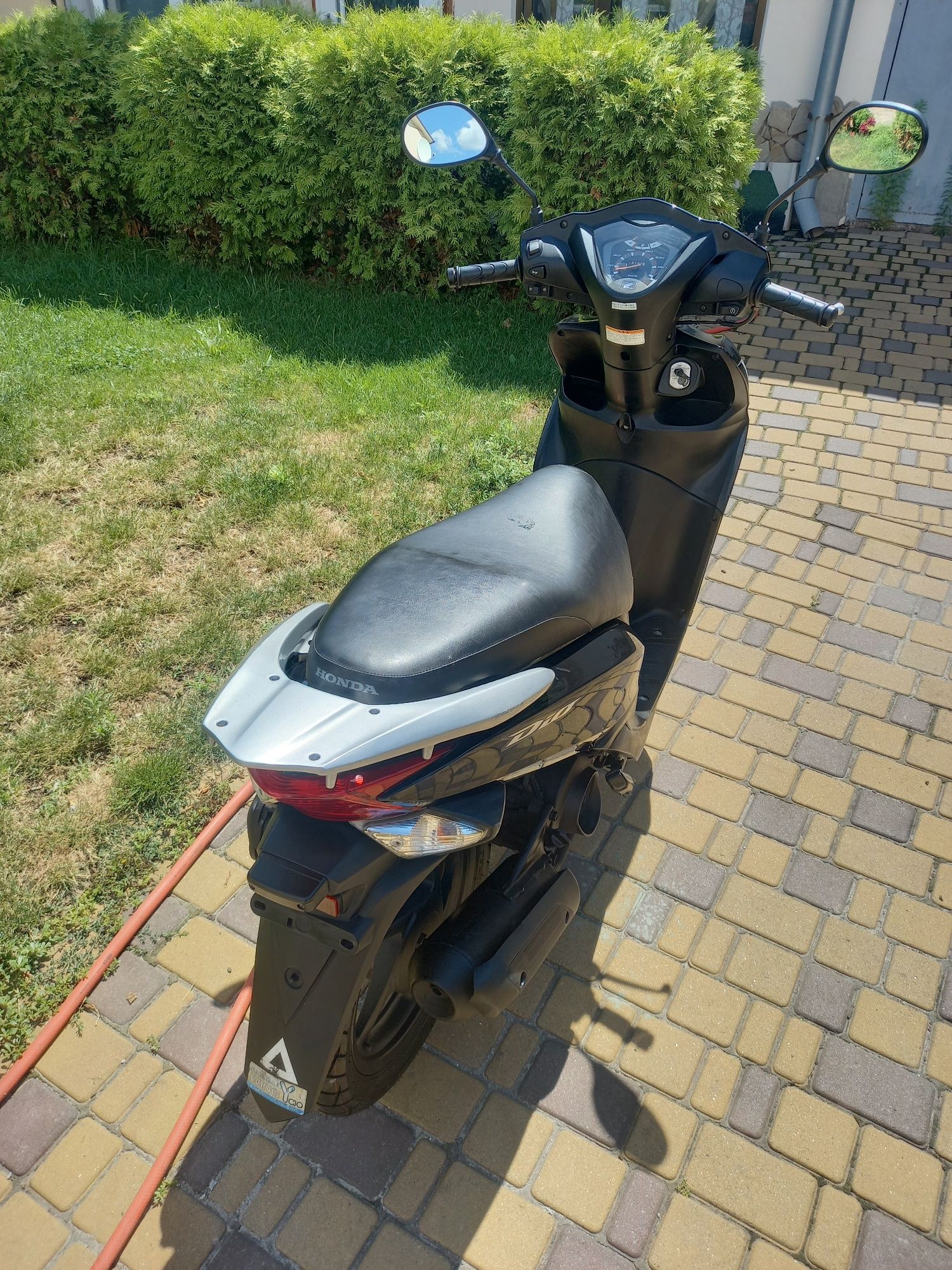 Скутер Honda DIO JF31 110 cc контейнер