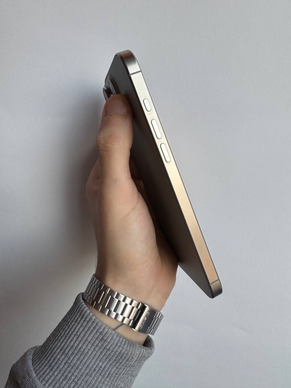 iPhone 16 Pro Max 256 gb та подарунок — AirPods Pro 2