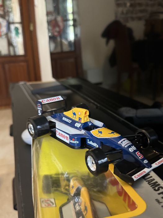 Williams FW 14 Burago Nigel Mansell