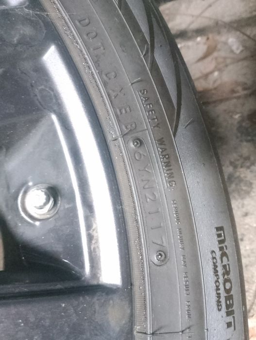 Продам хорошие зимние колеса в сборе с лэндровер