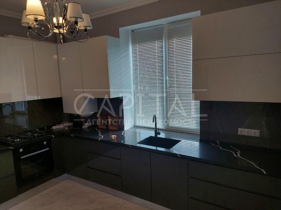 Продаж Будиноку, вул. Симоненка , Гатне