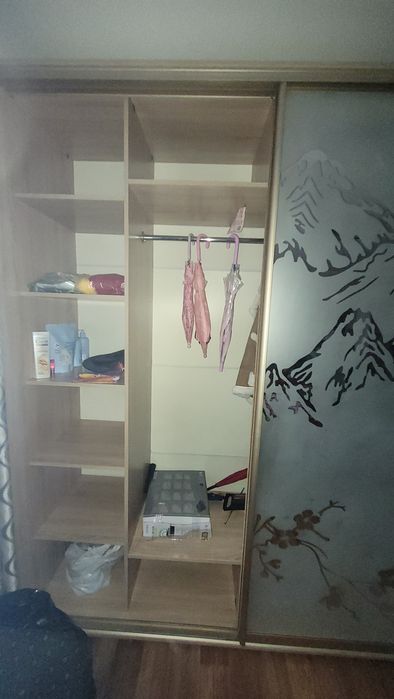 Шкаф Купе без дефектів!240 висота  200 ширина та 60 глубина!