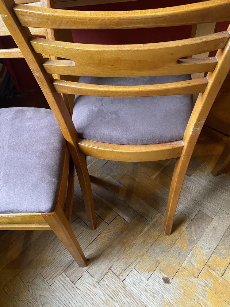 Komplet drewnianych krzeseł -  6 sztuk