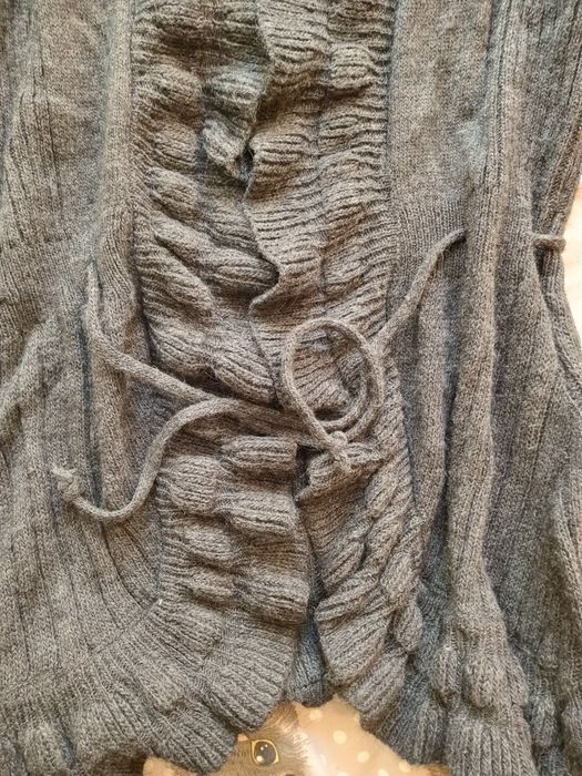 Sweter ciemno szary Vestino modern woman