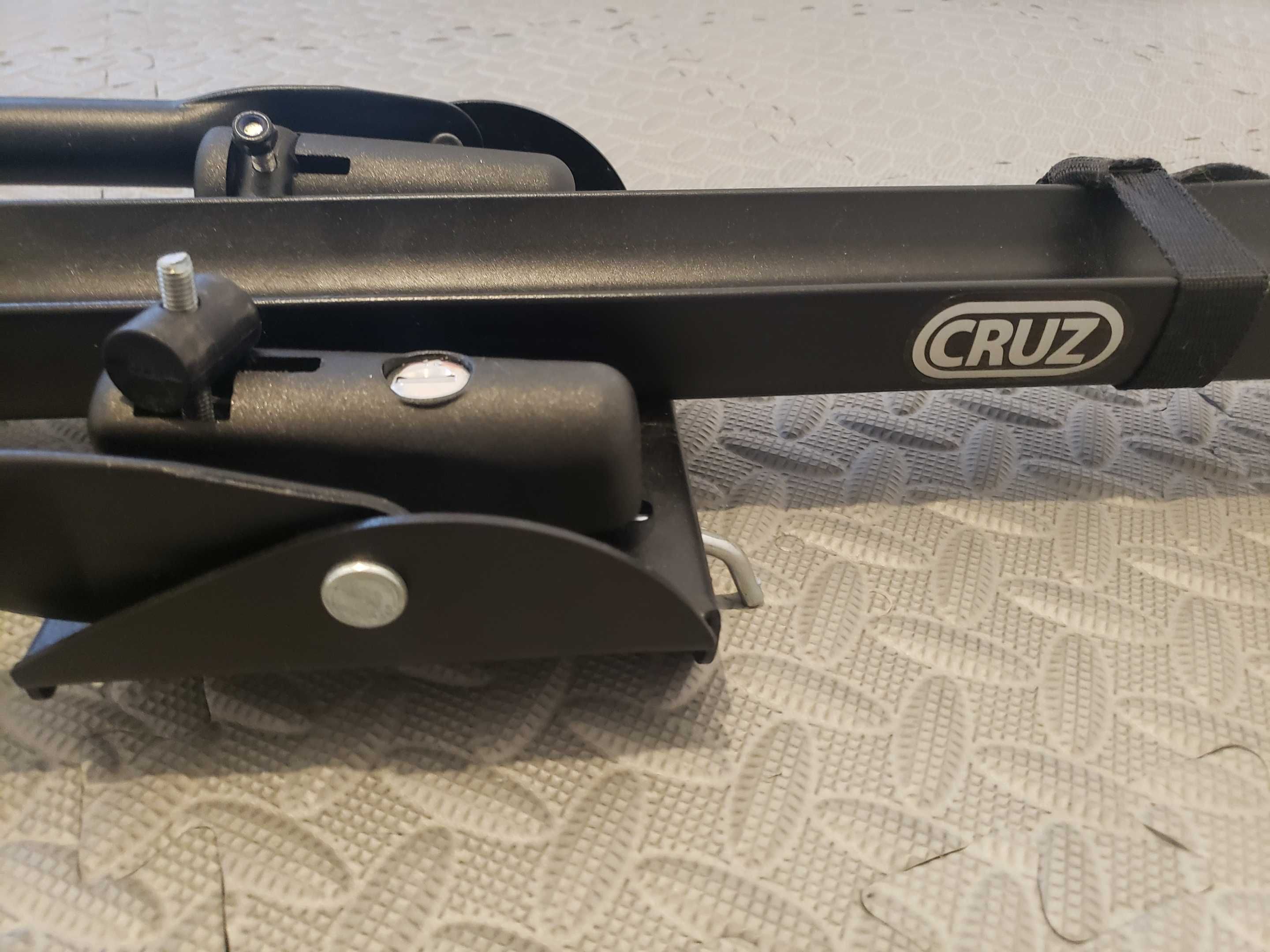 Suporte Bicicleta tejadilho Cruz race dark 940-015 preto alumínio
