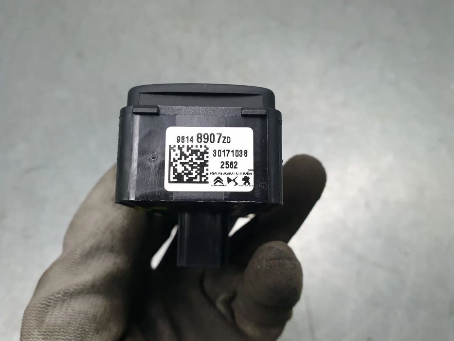 Comando / botão / interruptor vidros frente esquerdo CITROËN C3 III (S