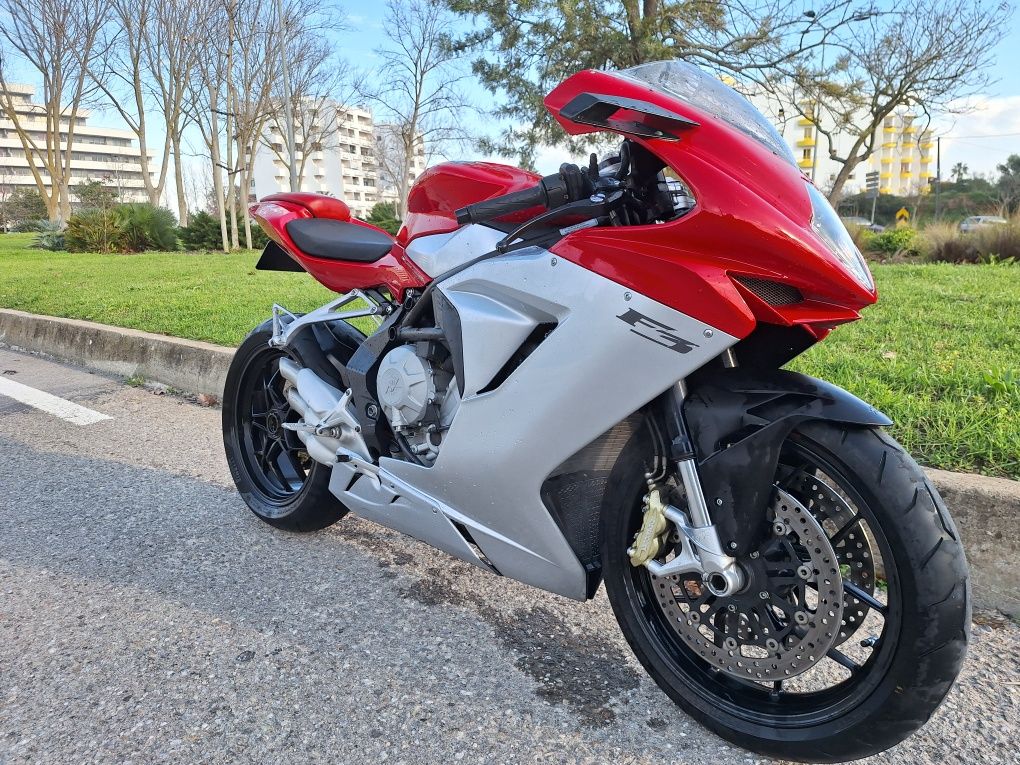 Mv agusta impecável 154€ mensais