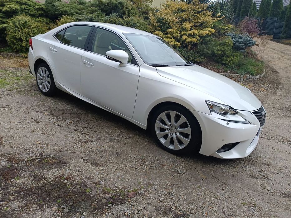 Lexus IS IS 300 H , Import Europa , nie z USA