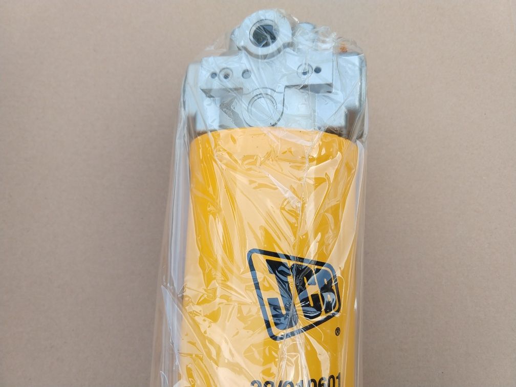 Filtr hydrauliczny z podstawą ładowarki JCB ze skrzynią automatyczną