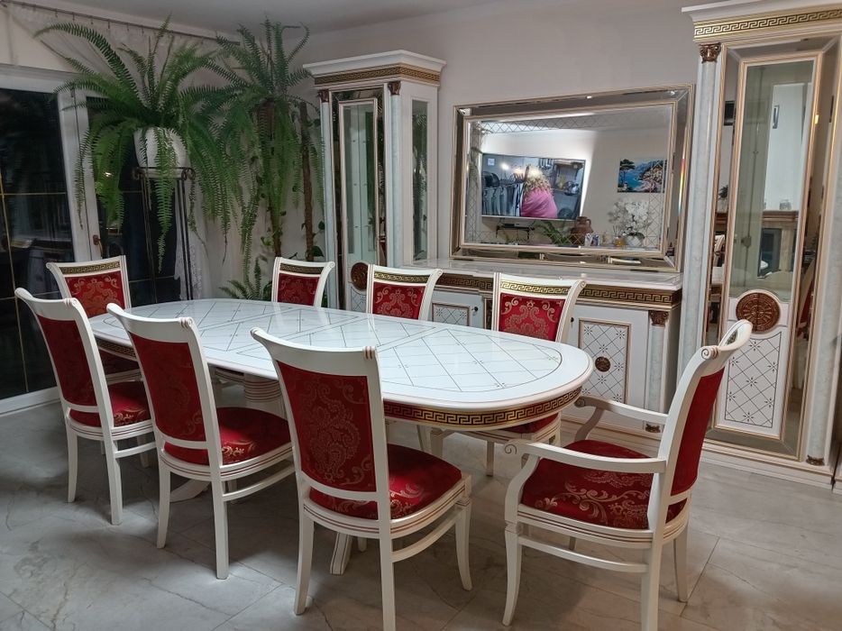 Stół rozkładany + 8 krzeseł Versace