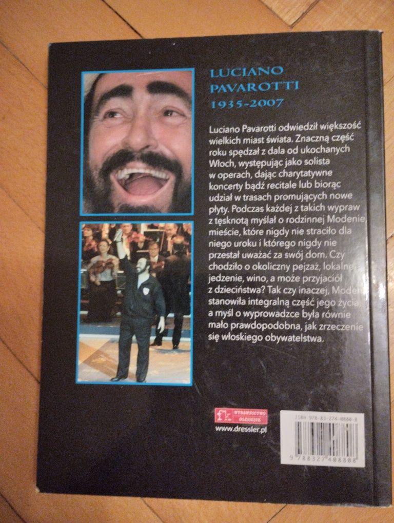 Pavarotti. Guy Cavill.                        .