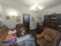 Apartamento T3 R/C na Urbanização Santa Isabel
