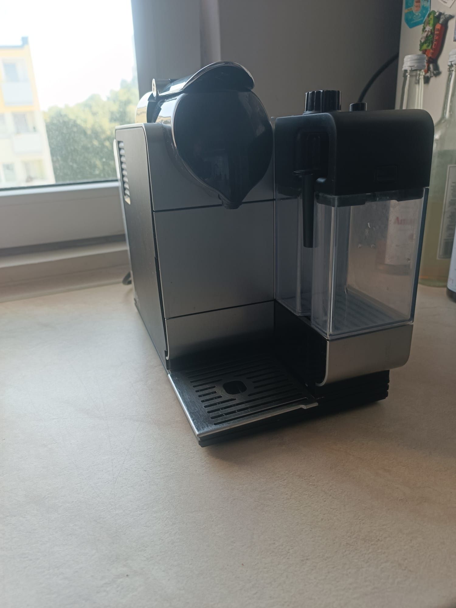 EKSPRES DeLonghi Nespresso EN520.S