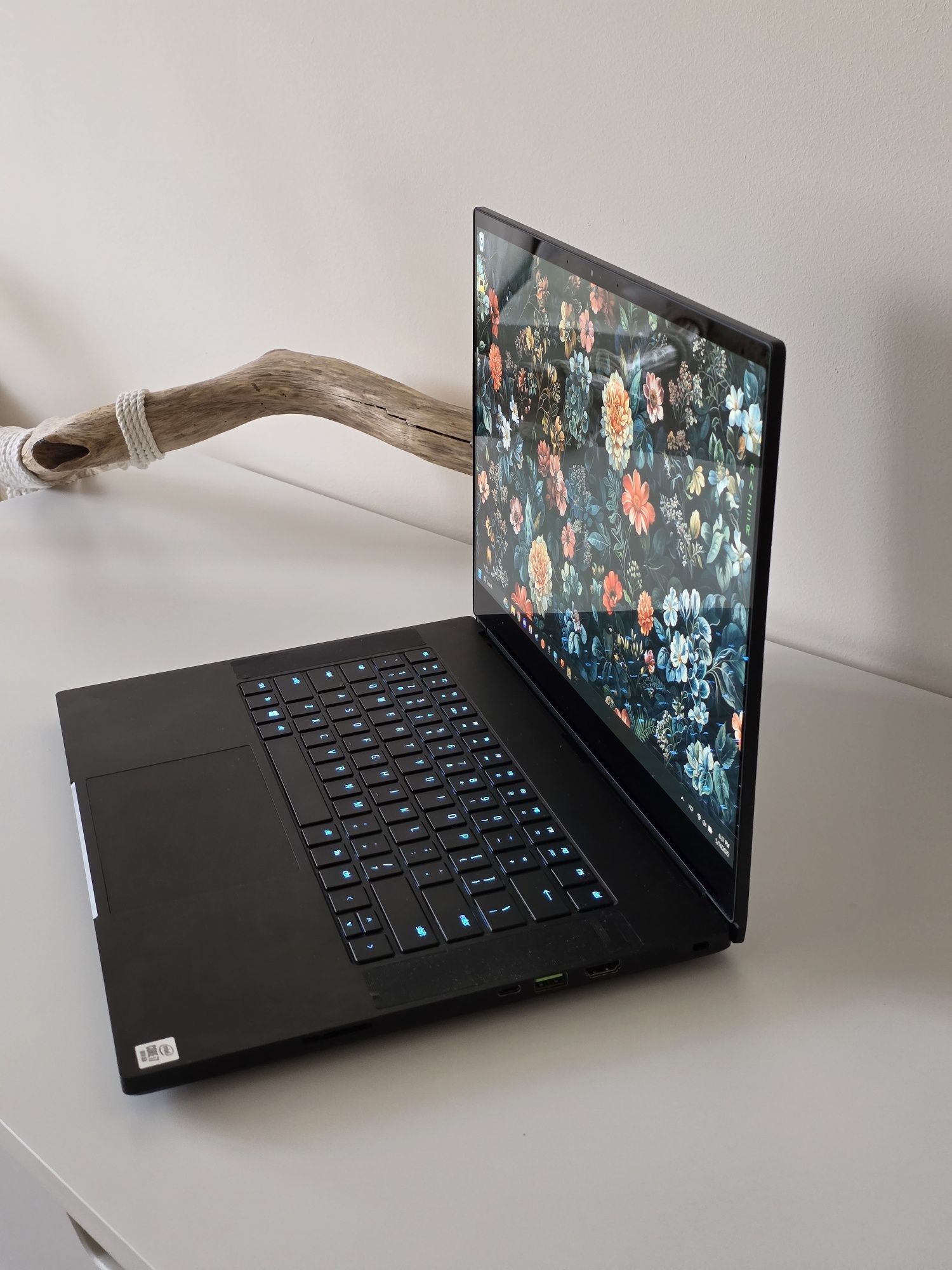 Ігровий ноутбук Razer blade
