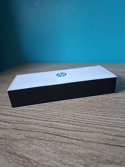 Etui HP białoczarne na długopis pióro