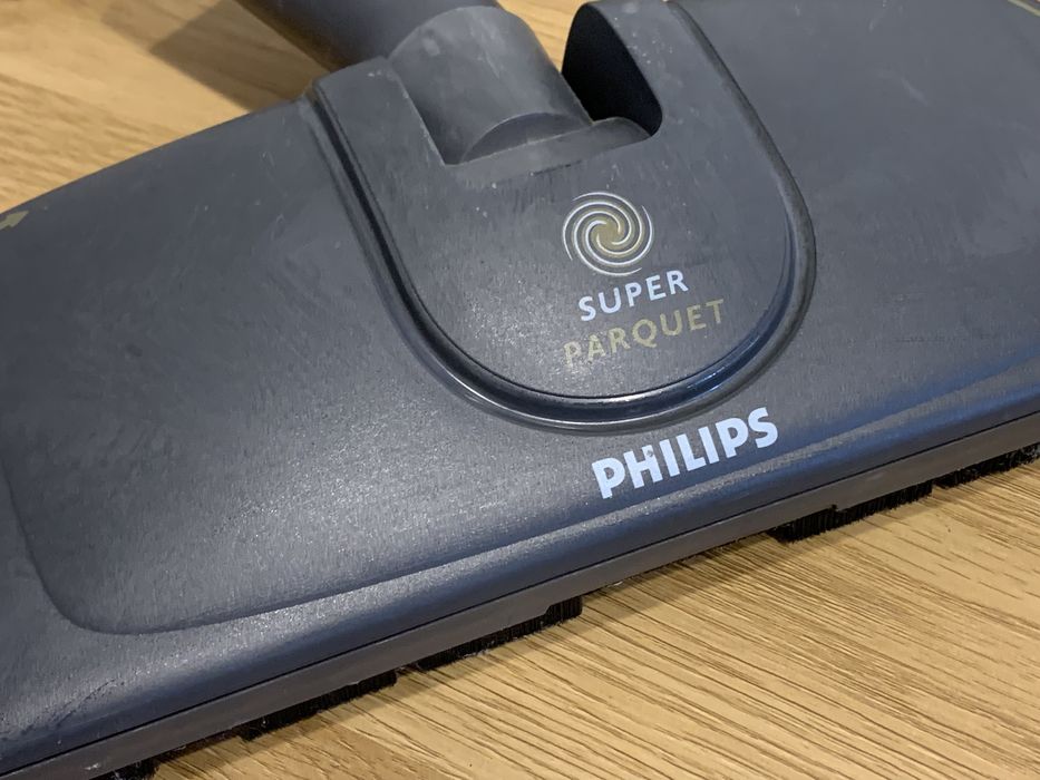 Щітка для пилососу