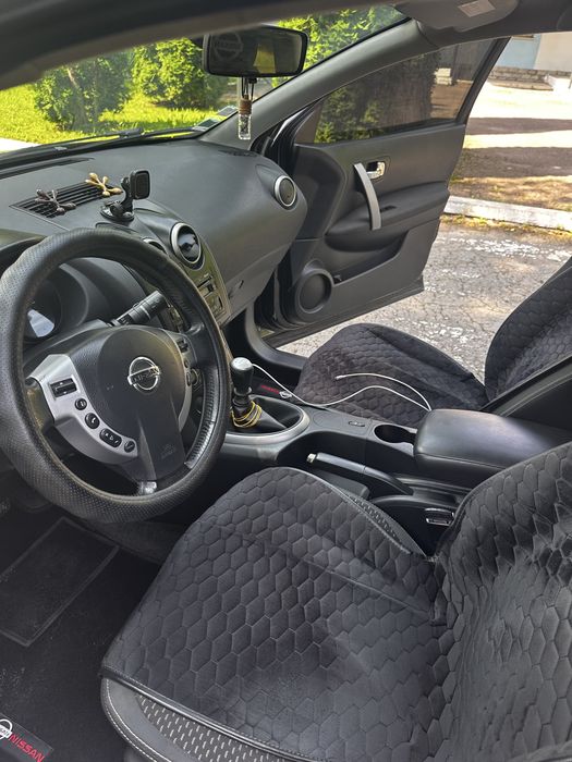 Продам Nissan Qashqai.