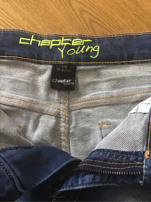 Продам шорти на подростка