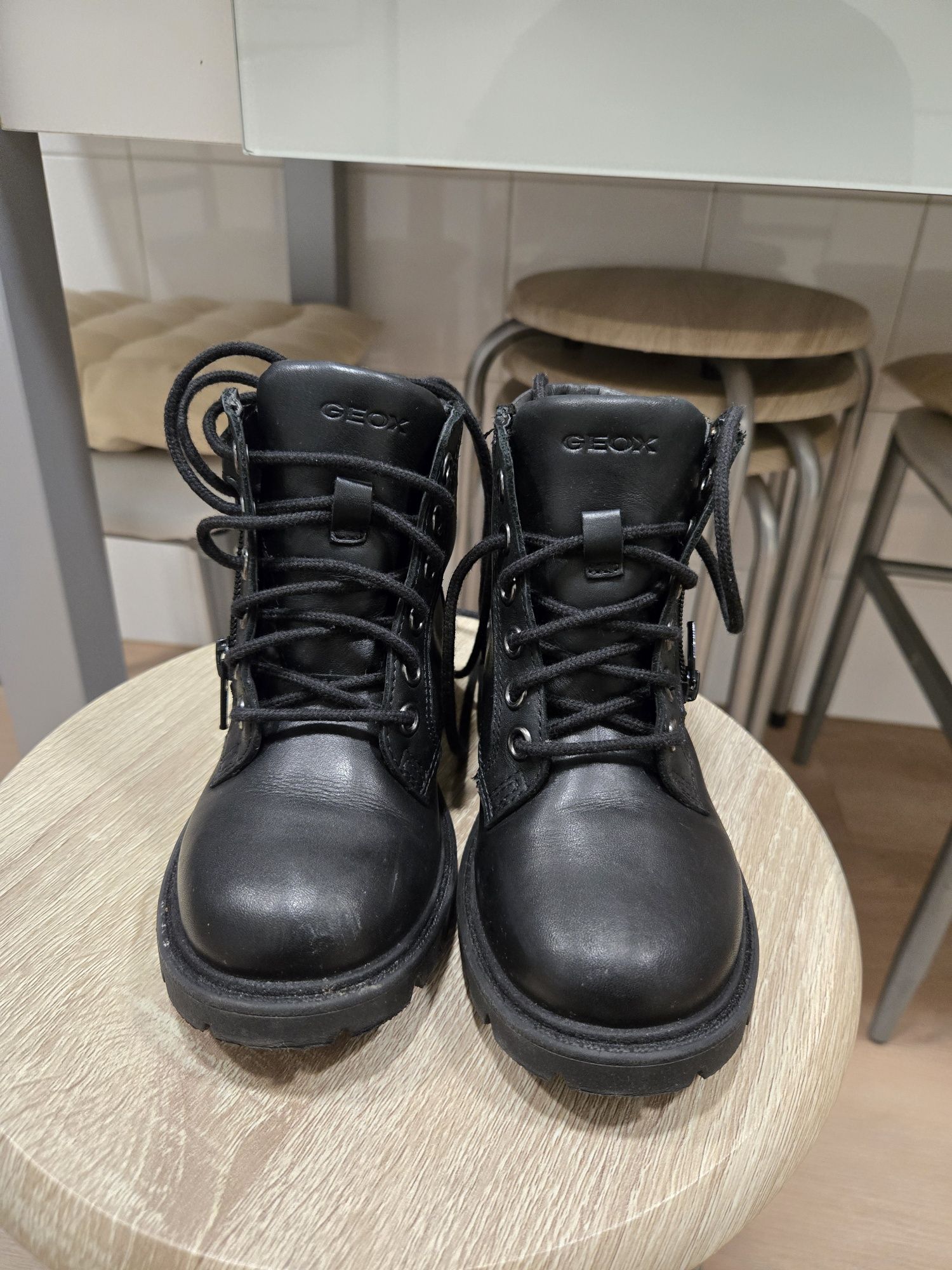 Botas Geox, tamanho 27