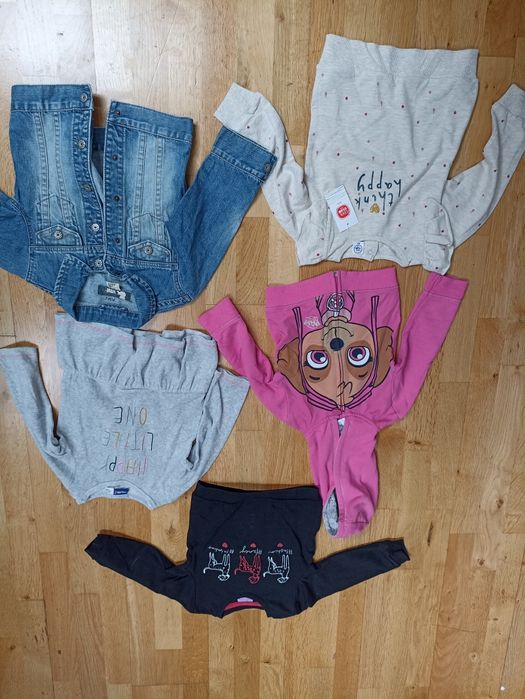 Zestaw bluzy i kurtka dżinsowa rozmiar 92