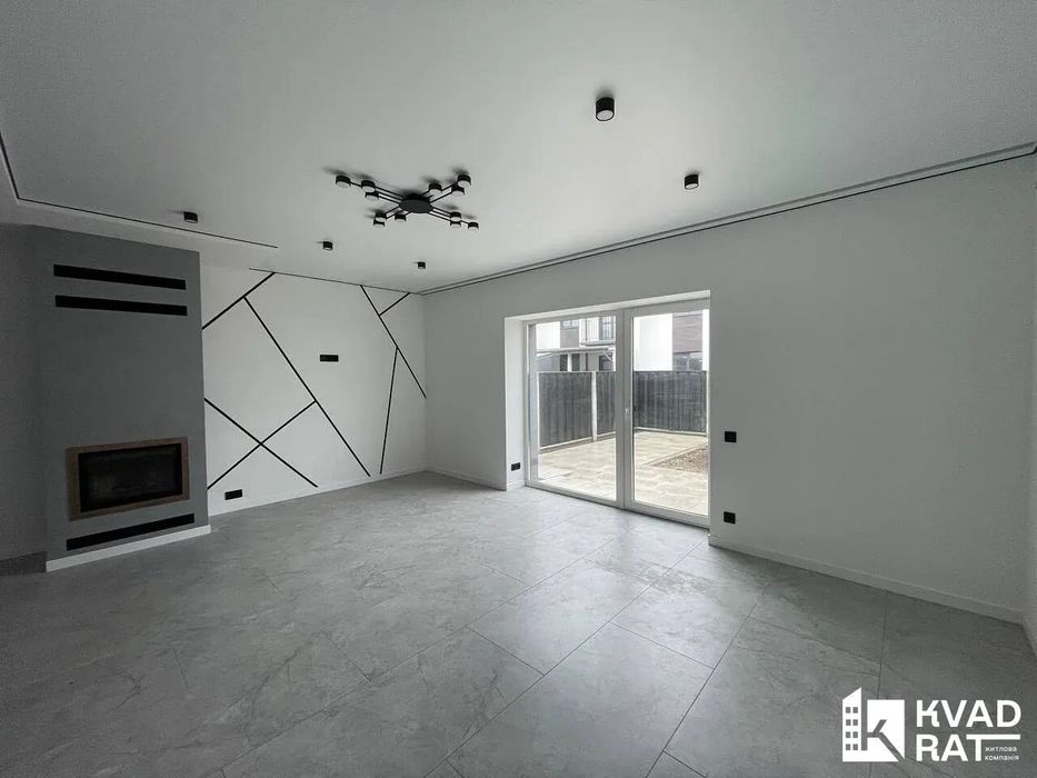 Таунхаус з готовим ремонтом у комфортному районі с. Крихівці